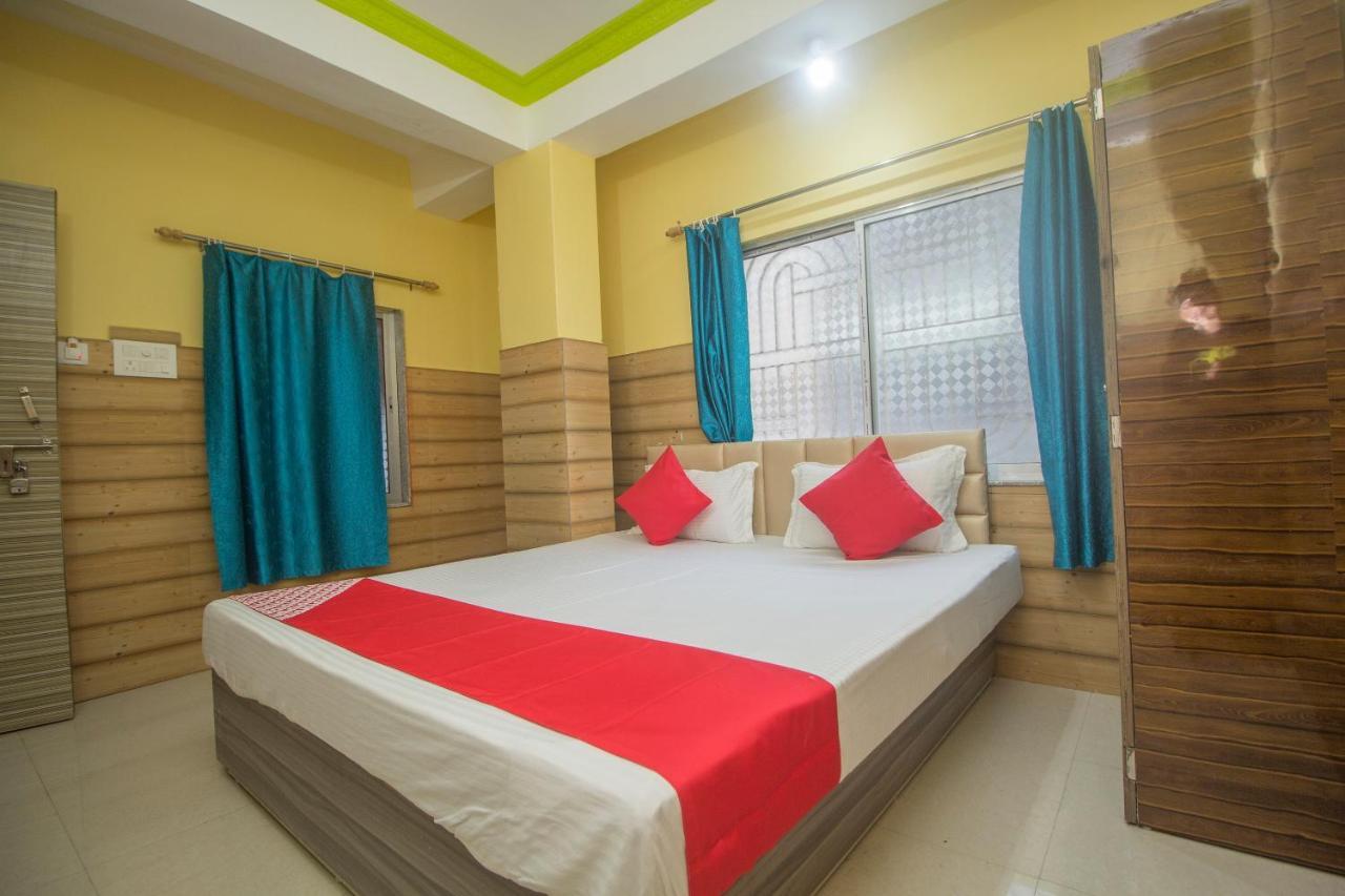 Oyo 30073 Triveni Lodge Siliguri Exterior photo
